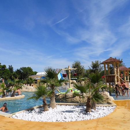 Camping Le Sainte Marie Exterior photo